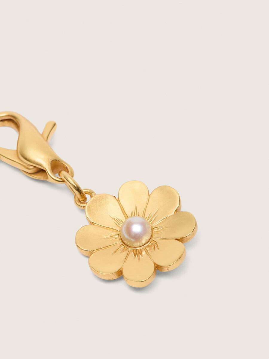 gänseblümchen-anhänger aus goldfarbenem messing