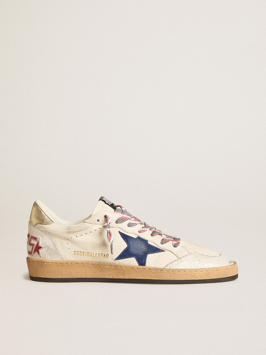 ball star herrenschuh aus nappaleder mit blauem wildlederstern und fersenlasche aus platinleder.