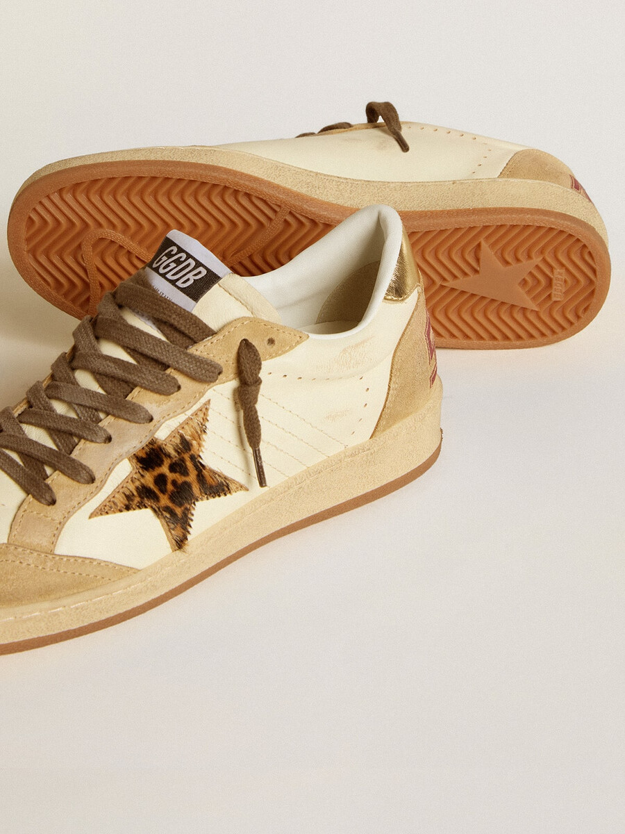 damen-ballstar aus nappa- und wildleder mit ponyfellstern und metallischer fersenlasche