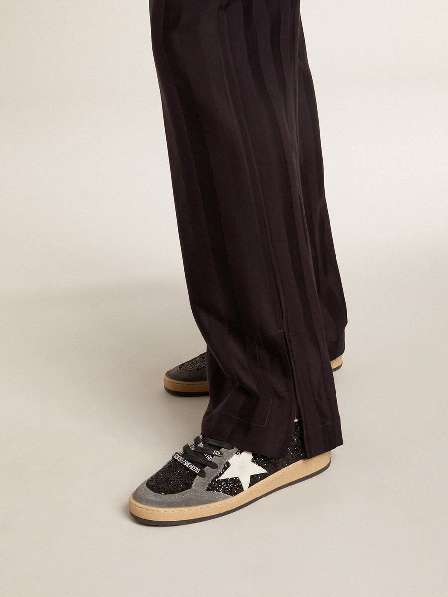 damen-ballstar in glitzer mit lederstern und fersenlasche aus metallic-leder