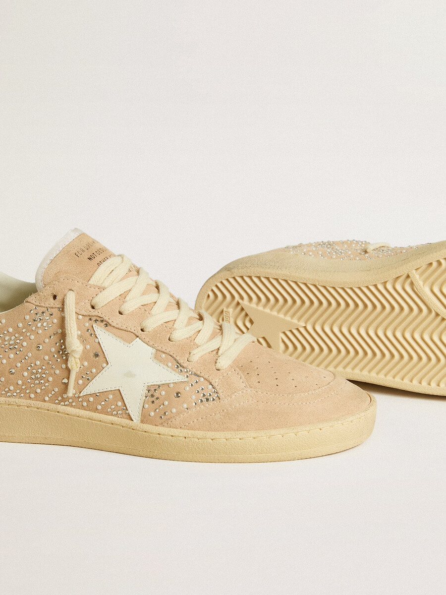 ball star aus wildleder und swarovski-kristallen mit lederstern und metallischer fersenlasche