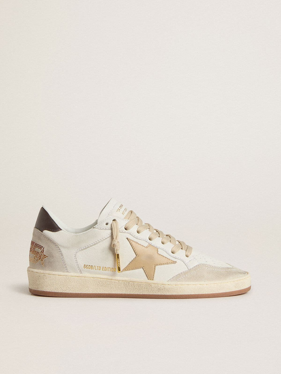 damen-ballstar ltd mit beigem stern und schwarzer fersenlasche