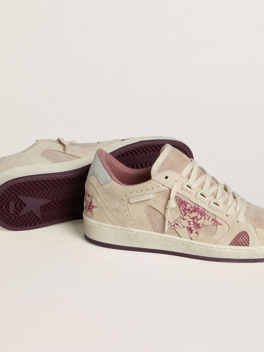 ball star ltd damenschuh aus rosa-beigem wildleder mit perlgrauer leder-fersenlasche