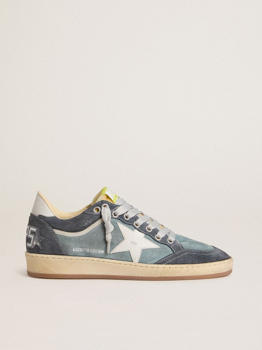 ball star ltd damenschuh aus hellblauem wildleder mit milchweißem lederstern und fersenlasche