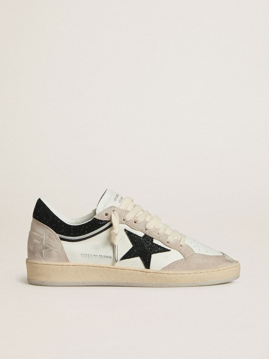 ball star ltd damenschuh aus nappaleder mit schwarzem kristallstern und beigen wildledereinsätzen