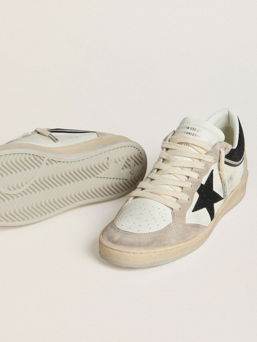 ball star ltd damenschuh aus nappaleder mit schwarzem kristallstern und beigen wildledereinsätzen