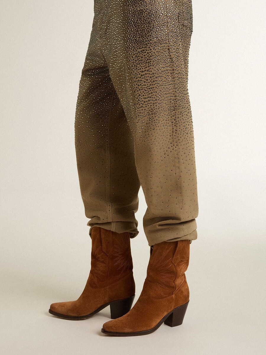niedrige wish star stiefel aus cognacfarbenem wildleder mit ton-in-ton gesticktem stern