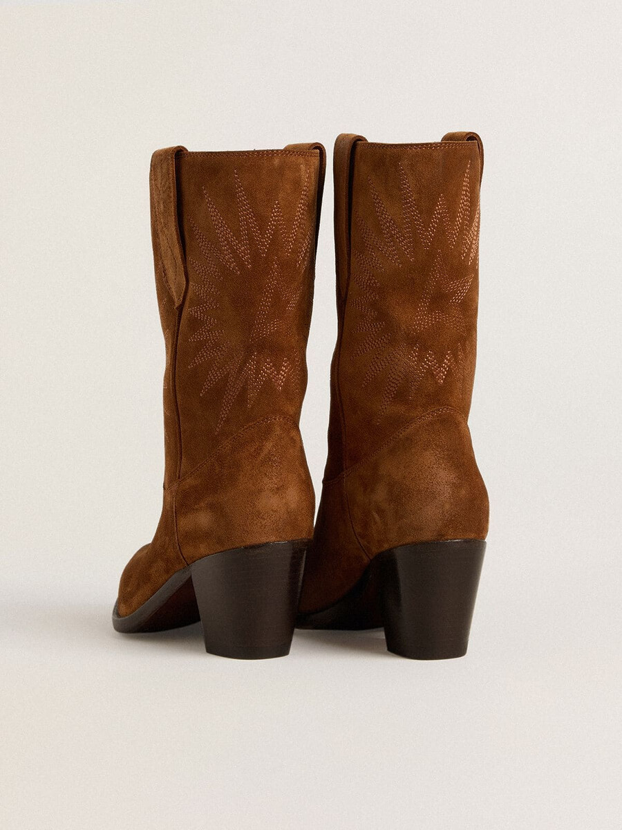 niedrige wish star stiefel aus cognacfarbenem wildleder mit ton-in-ton gesticktem stern