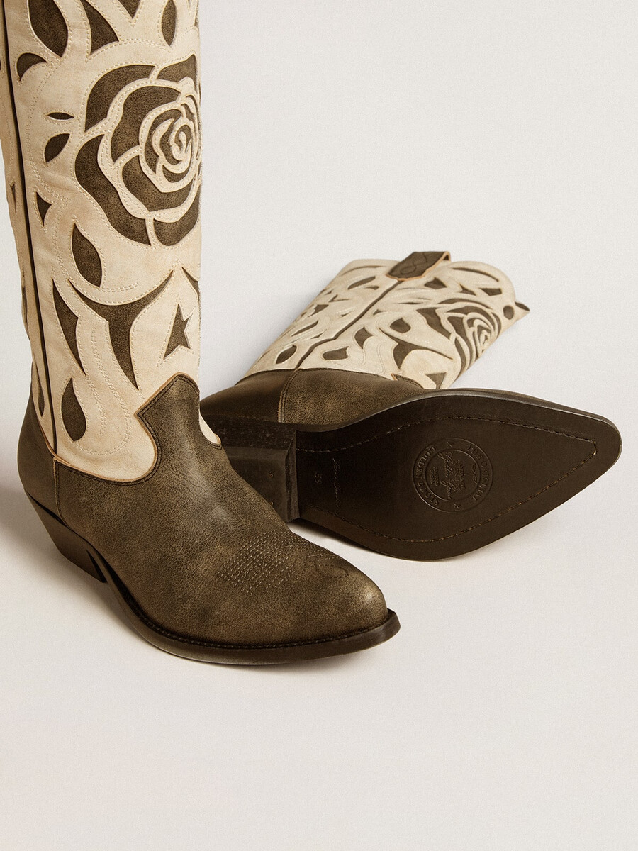 wish star stiefel aus schwarzem und weißem leder mit rosen- und sternintarsien