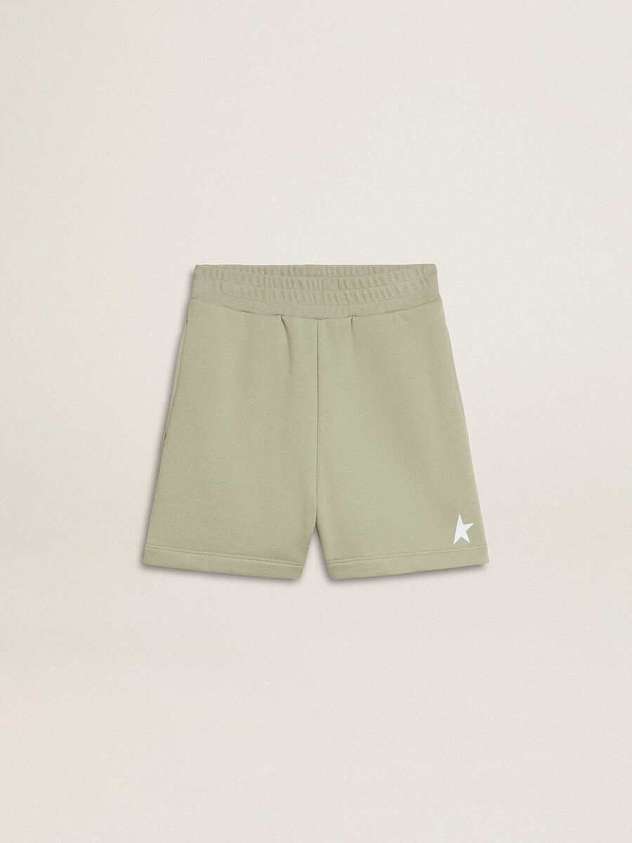 hellgrüne shorts mit weißem stern