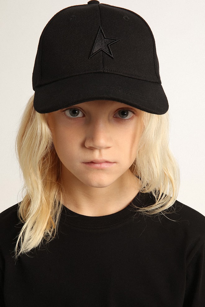 schwarze baseballkappe für kinder mit stern