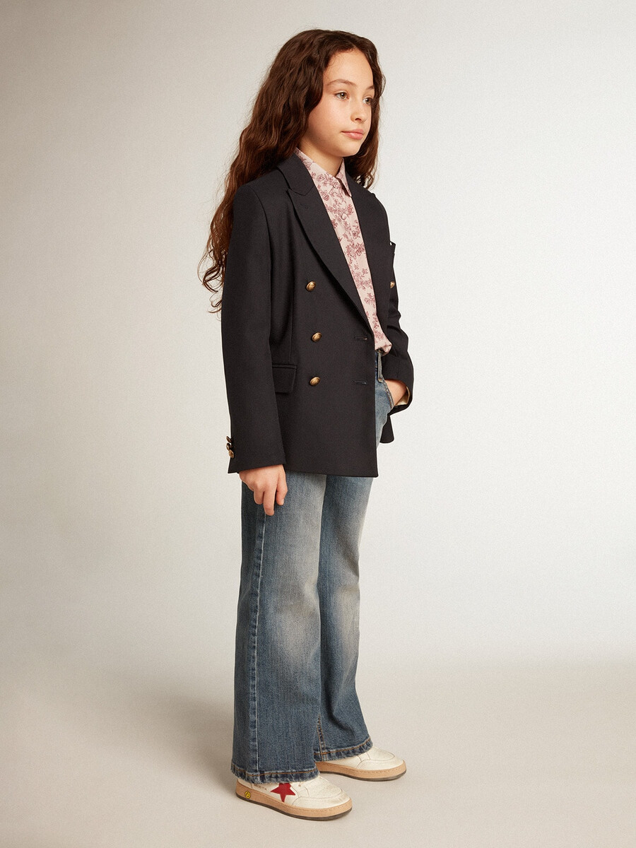dunkelblauer zweireihiger blazer mit knöpfen für jungen