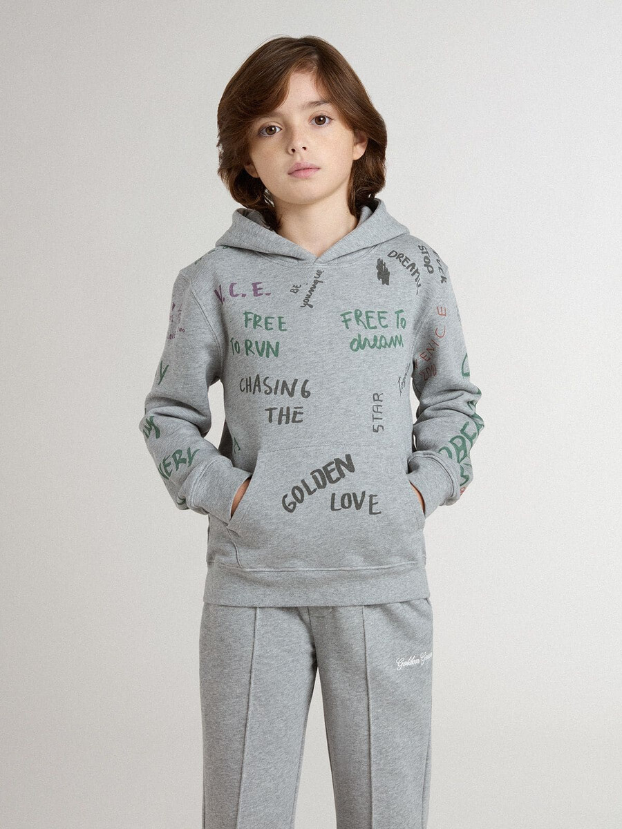 graues kinder-sweatshirt mit mehrfarbigem aufdruck