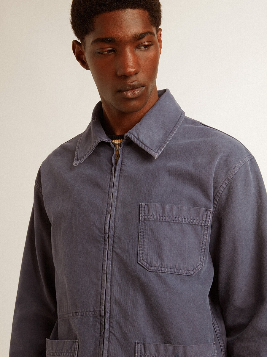 blaue herrenjacke aus denim-baumwolle mit used-look