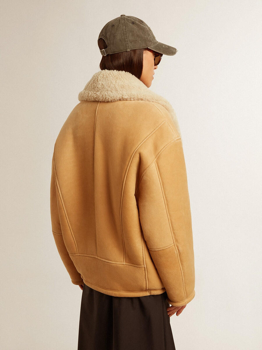 damen-lammfelljacke mit breitem lammfellkragen