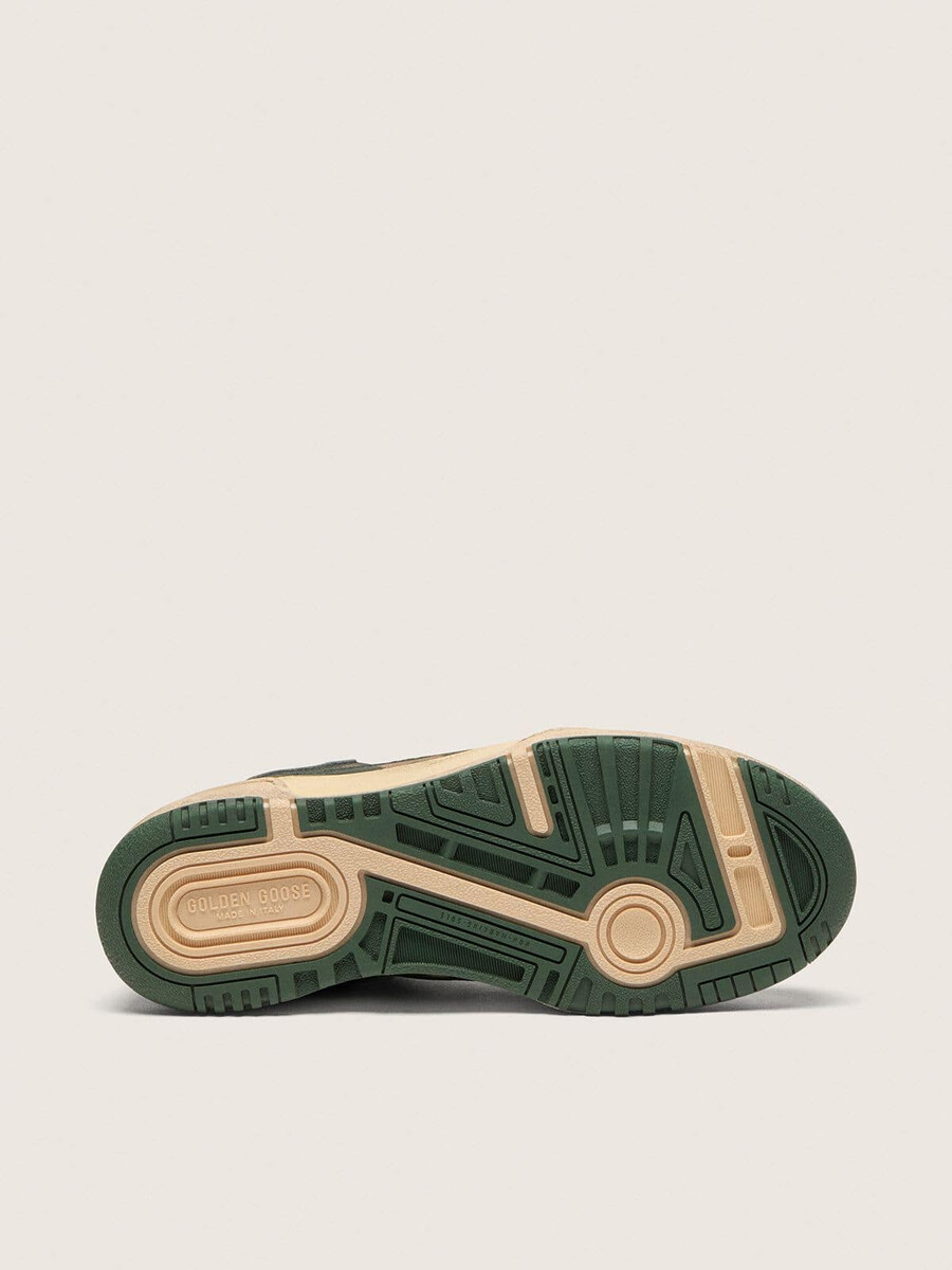 forty2 herrenschuh aus grünem leder und cremefarbenem nylon mit tpu-stern und silberner leder-fersenlasche