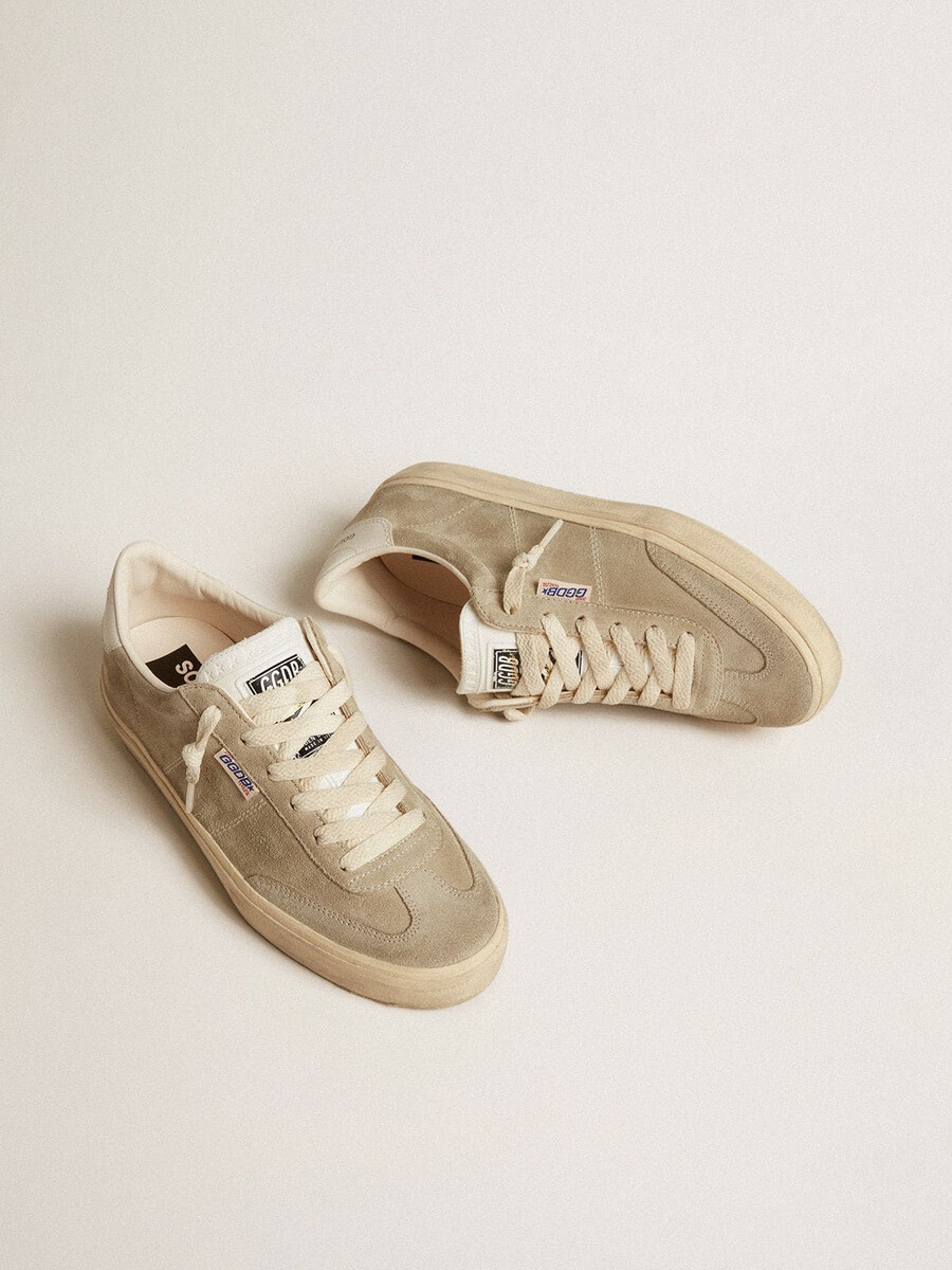 damen-sneaker soul star aus beigefarbenem wildleder mit weißer leder-fersenlasche