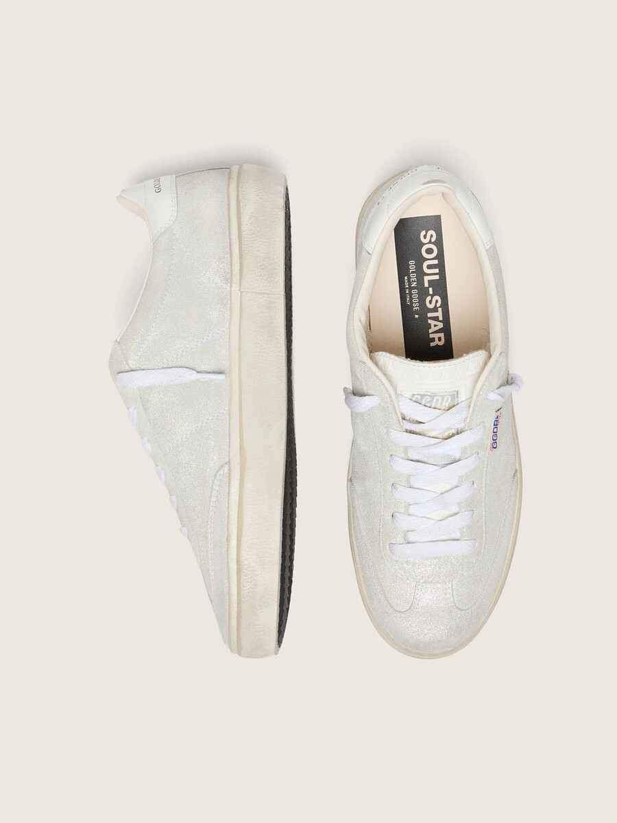 damen-sneaker soul star aus beigefarbenem wildleder mit weißer leder-fersenlasche