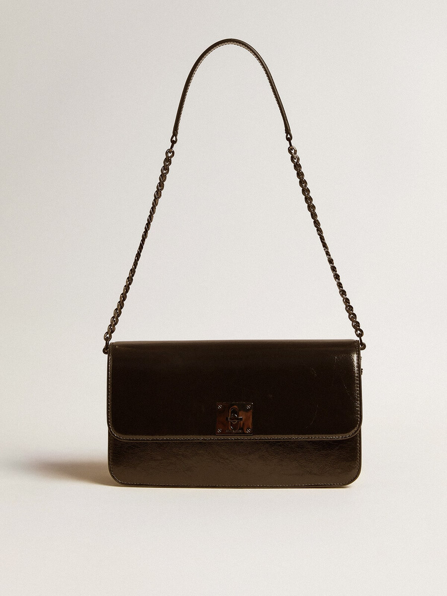 gioia tasche aus schwarzem glänzendem leder mit metalldetails
