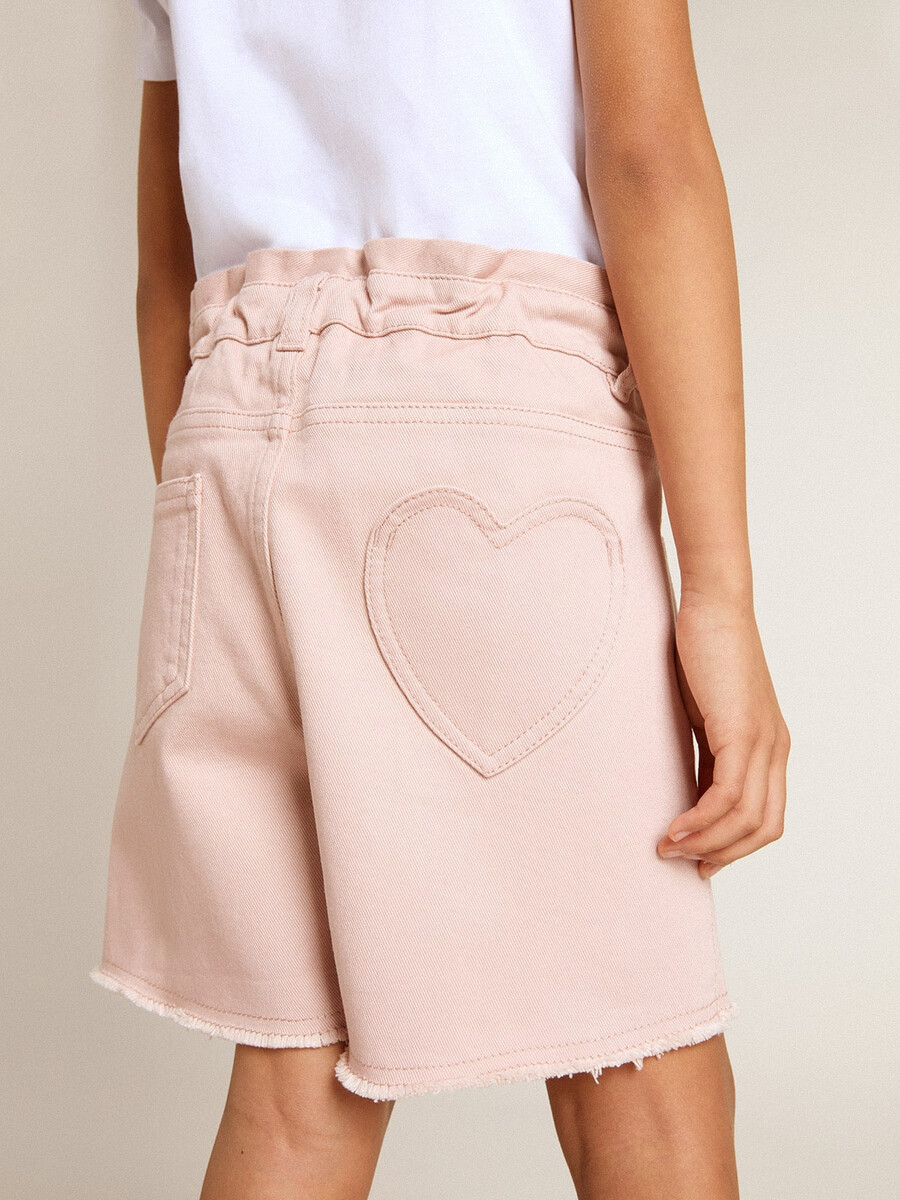 mädchen-shorts aus rosa baumwolle mit stickerei
