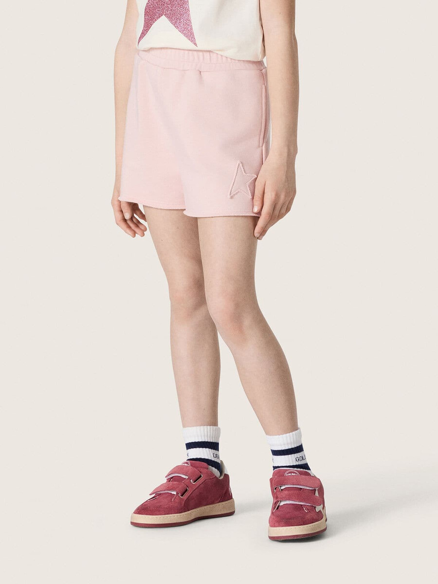 mädchenshorts mit sternenmuster aus rosa baumwolle mit aufnäher und logo