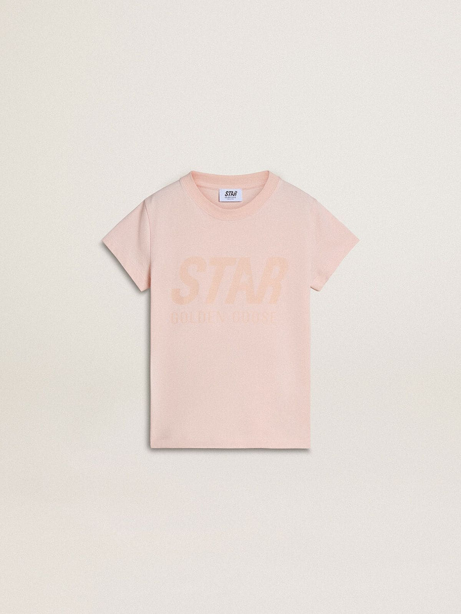 mädchen-t-shirt in rosa mit rosa aufdruck auf der vorderseite