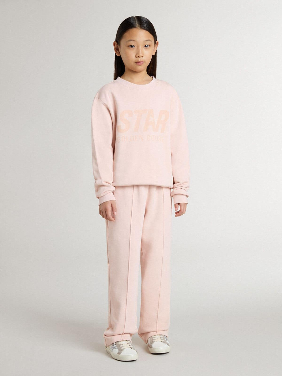 mädchen-sweatshirt in rosa mit rosa schriftzug auf der vorderseite