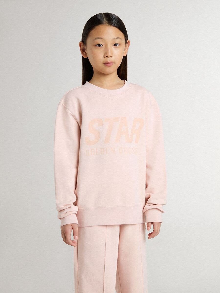 mädchen-sweatshirt in rosa mit rosa schriftzug auf der vorderseite