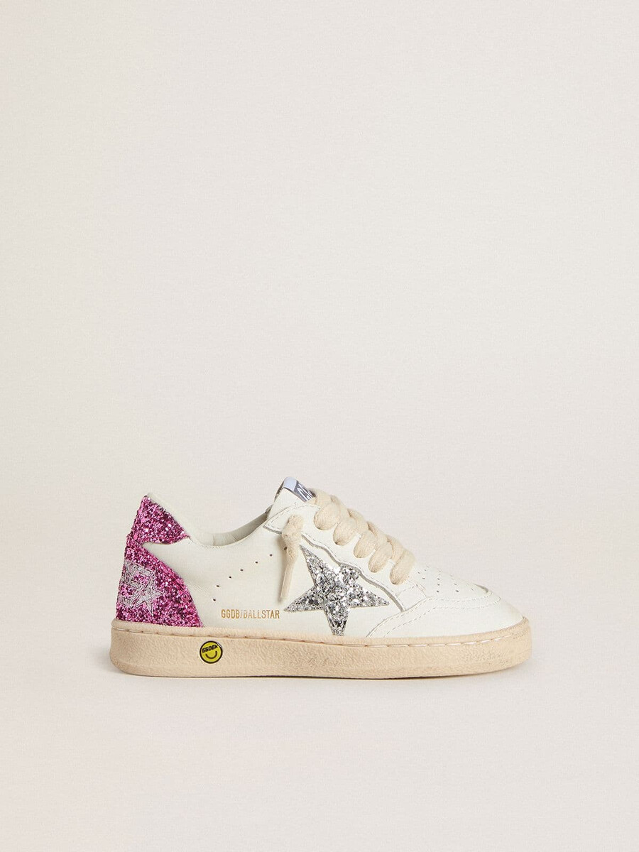 junior ball star mit silbernem glitzerstern und pinkfarbener glitzer-fersenlasche