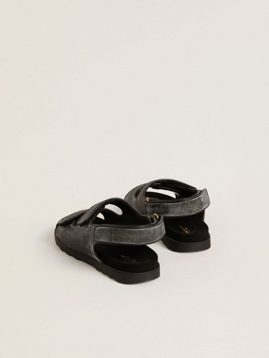 noa junior sandalen aus schwarzem vintage-leder