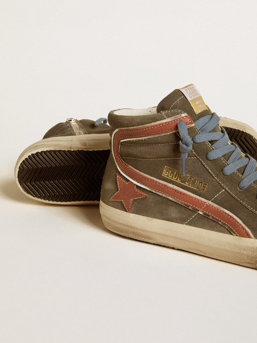 herren-sandalen aus grauem wildleder mit braunem nubuk-stern und glitzer