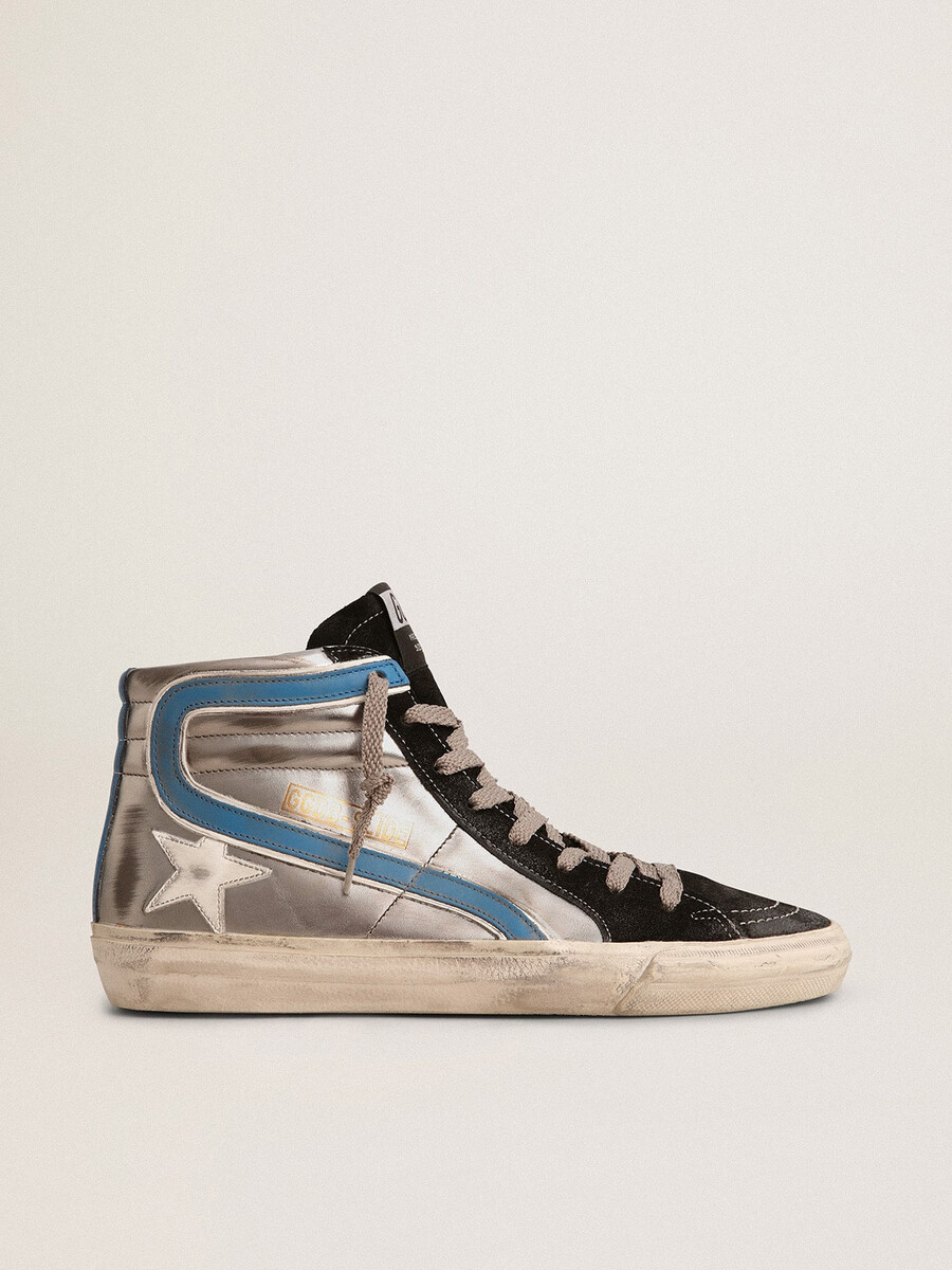 pantolette aus silberfarbenem metallic-leder mit weißem lederstern