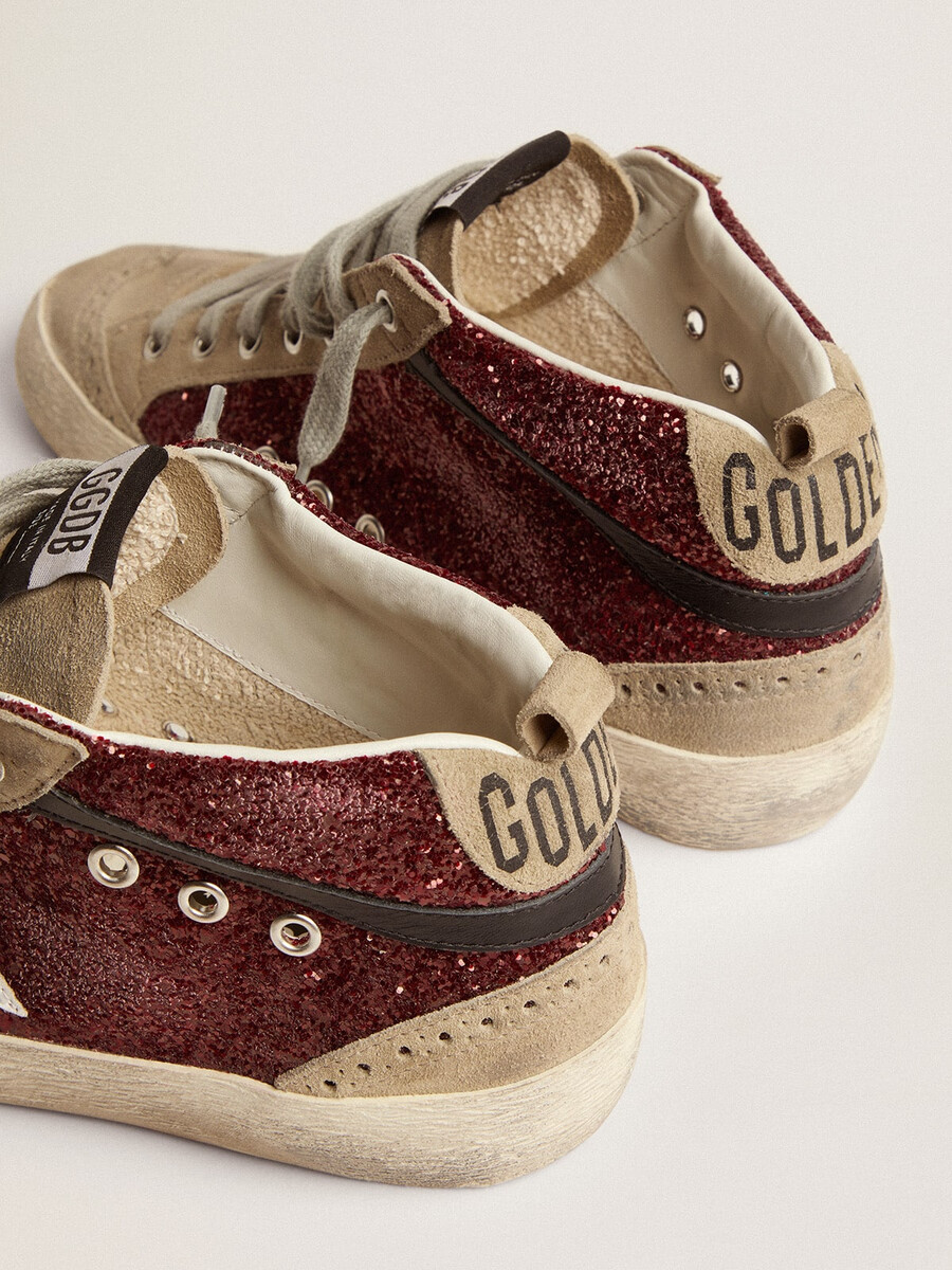 damen-sandalen „mid star in bordeauxrotem glitzer mit grauen einsätzen und weißem stern