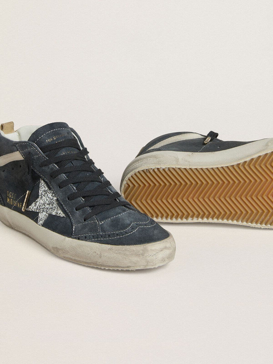 damen-sneaker mid star aus petrolblauem wildleder mit silbernem glitzerstern und baumwollblitz