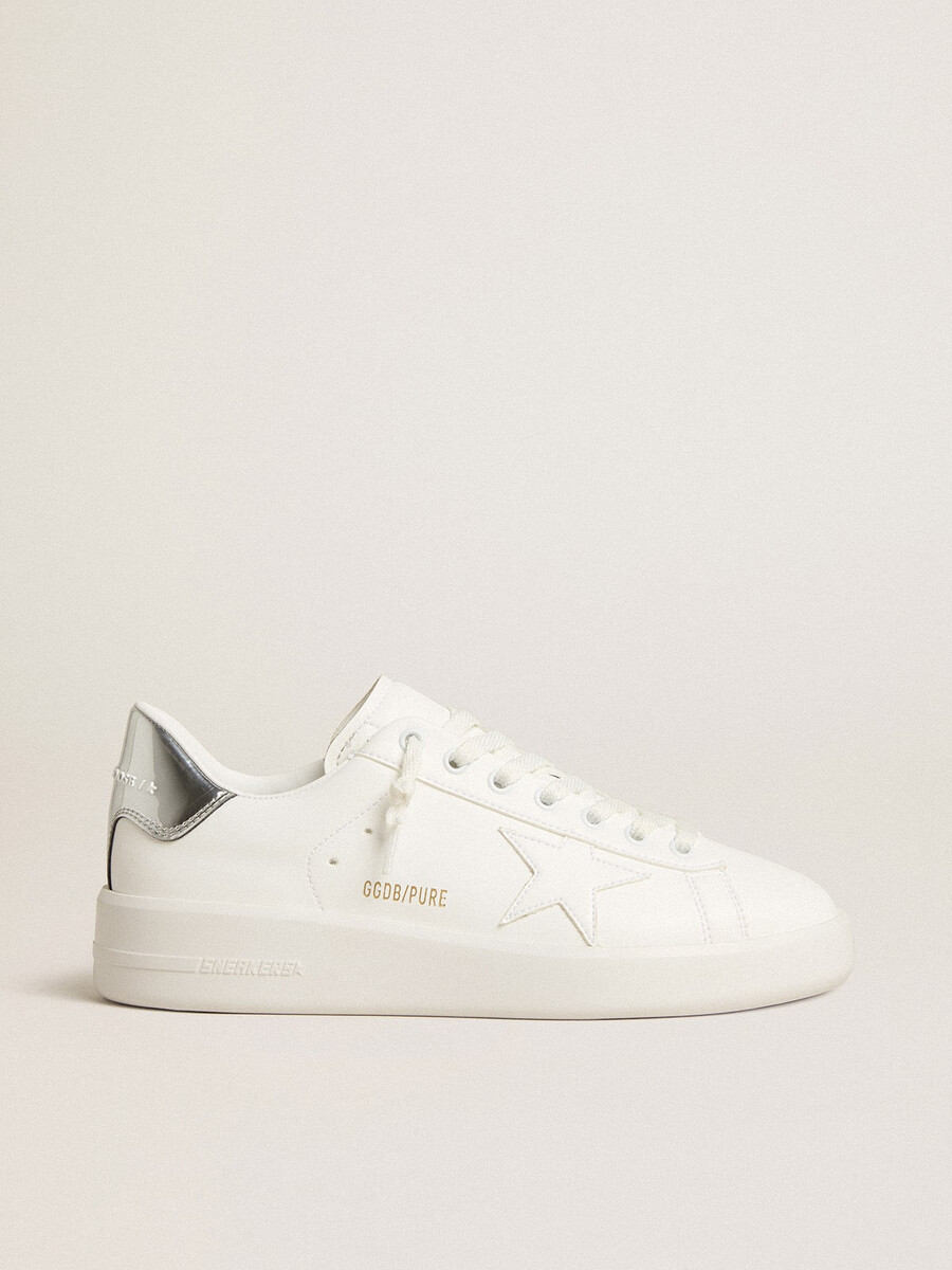 purestar damenschuh aus bio-materialien mit weißem stern und fersenlasche in spiegeloptik.