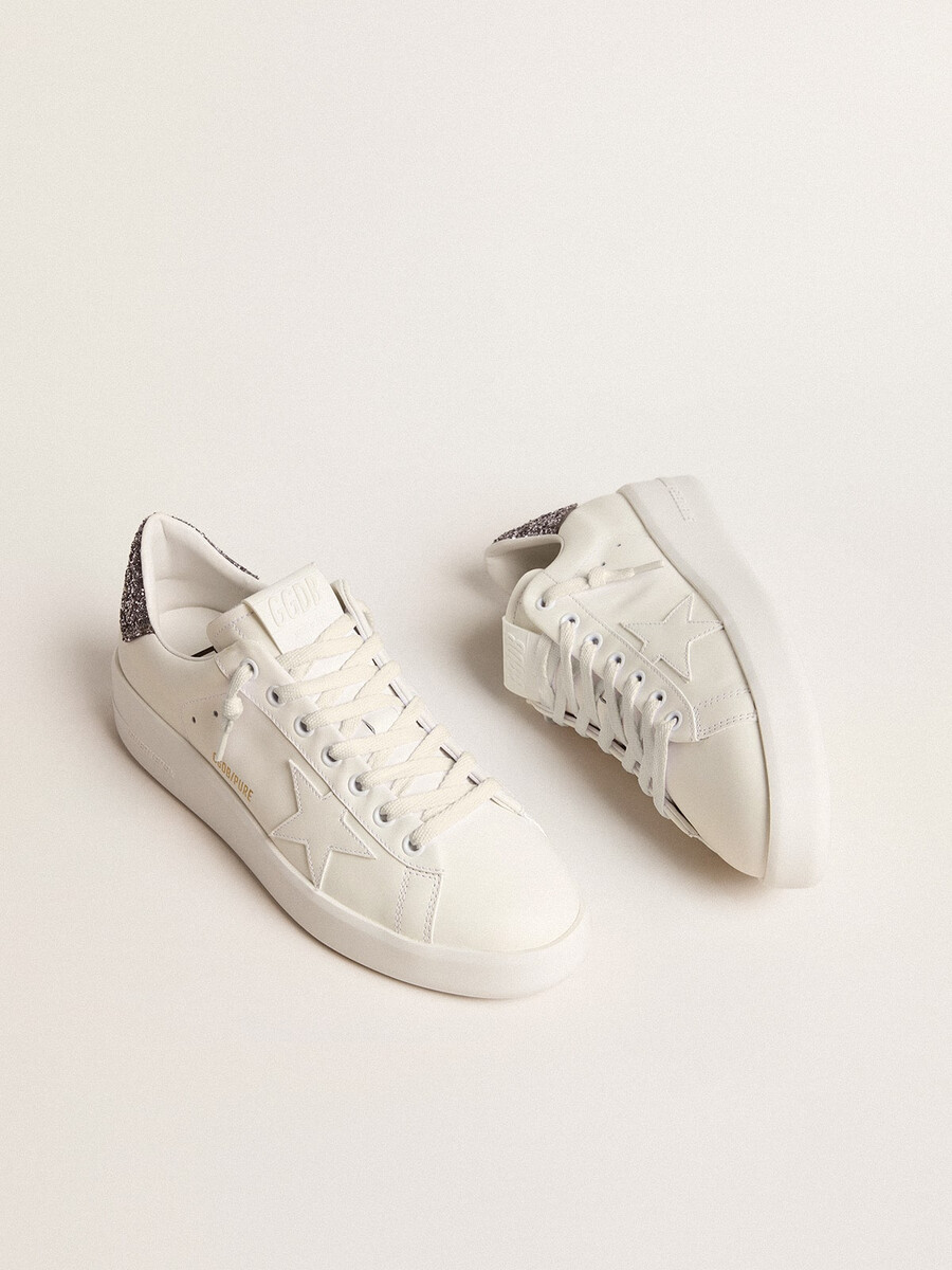 purestar damenschuh mit weißem lederstern und anthrazitfarbenem glitzer-fersenstreifen