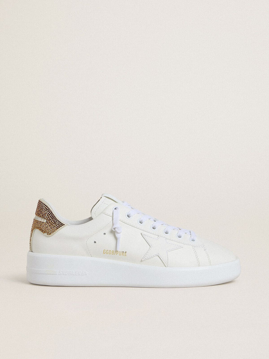 purestar damenschuh mit weißem lederstern und braunem kristall-fersenverschluss