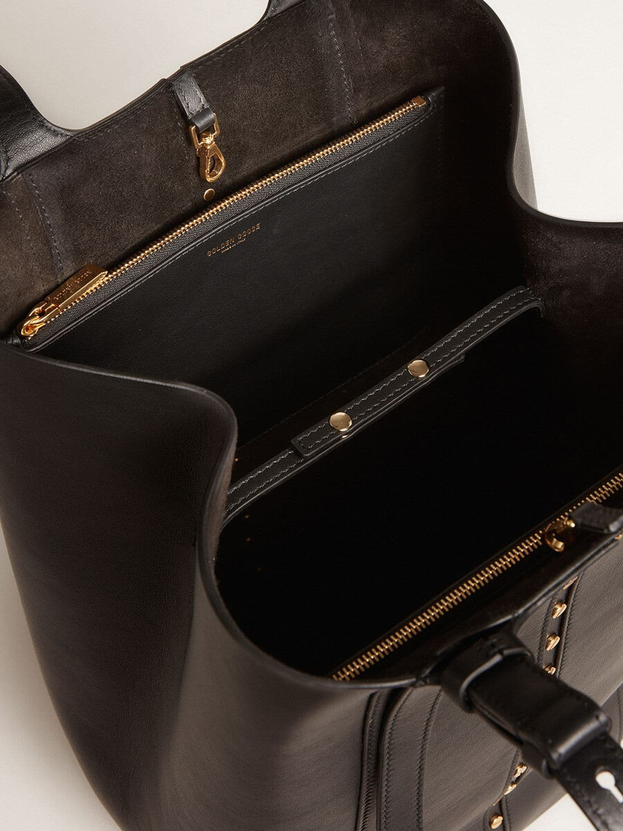 247 tasche north south aus schwarzem leder mit verstellbaren griffen