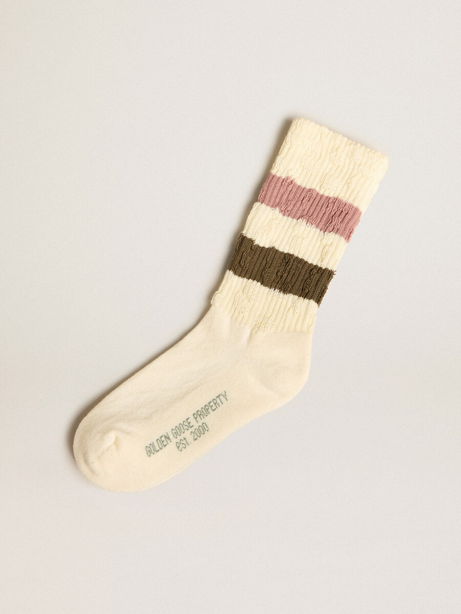 socken in altweiß mit mehrfarbigen streifen