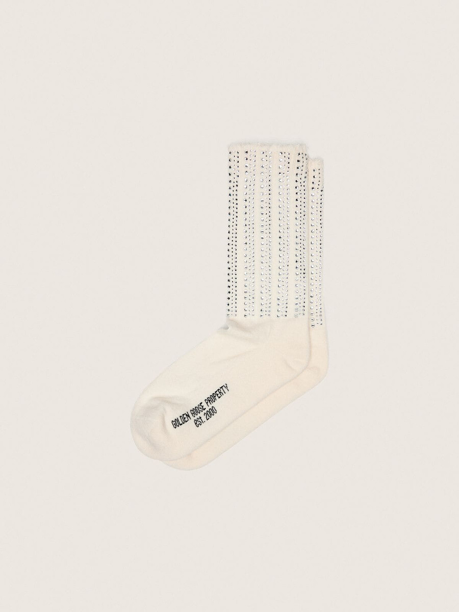 cremefarbene socken mit used-look-details und strasssteinen