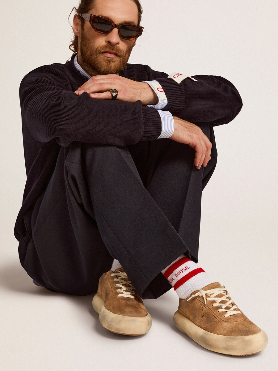 space-star herren-sneaker aus tabakfarbenem wildleder mit lammfellfutter