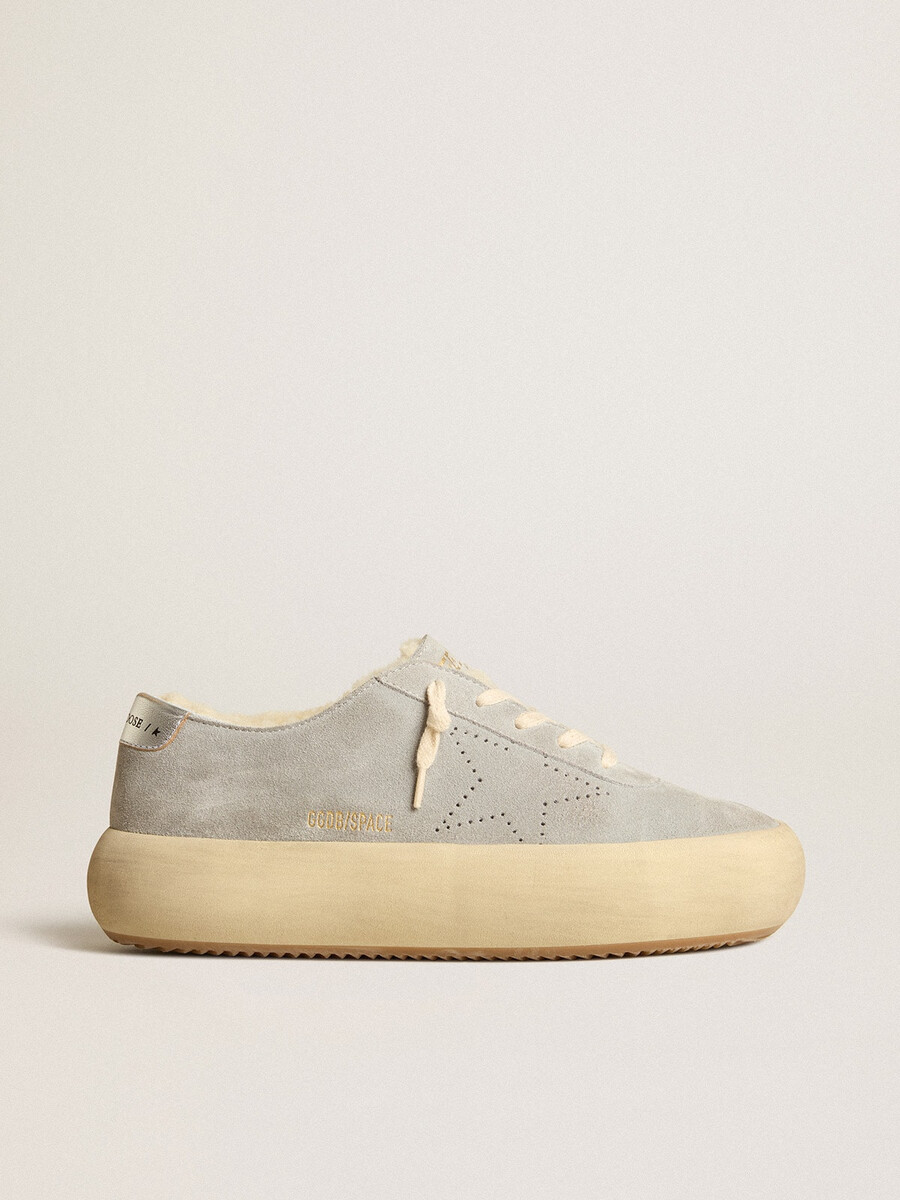 space-star damenschuhe aus eisgrauem wildleder mit lammfellfutter