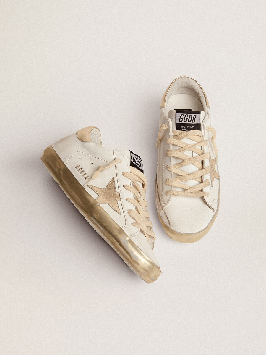 super-star-sneaker für damen mit goldfarbenem rand