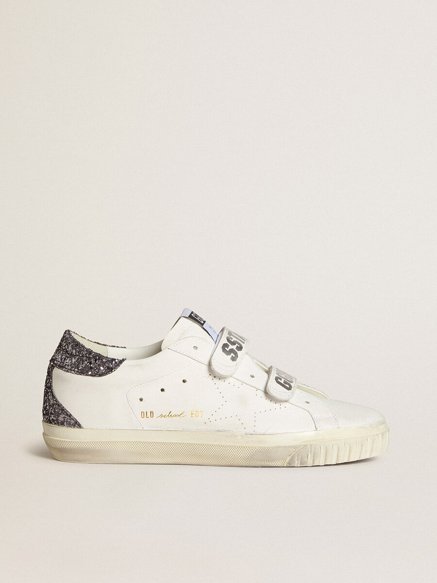 biobasierter old school-schuh mit perforiertem stern und glitzernder fersenlasche