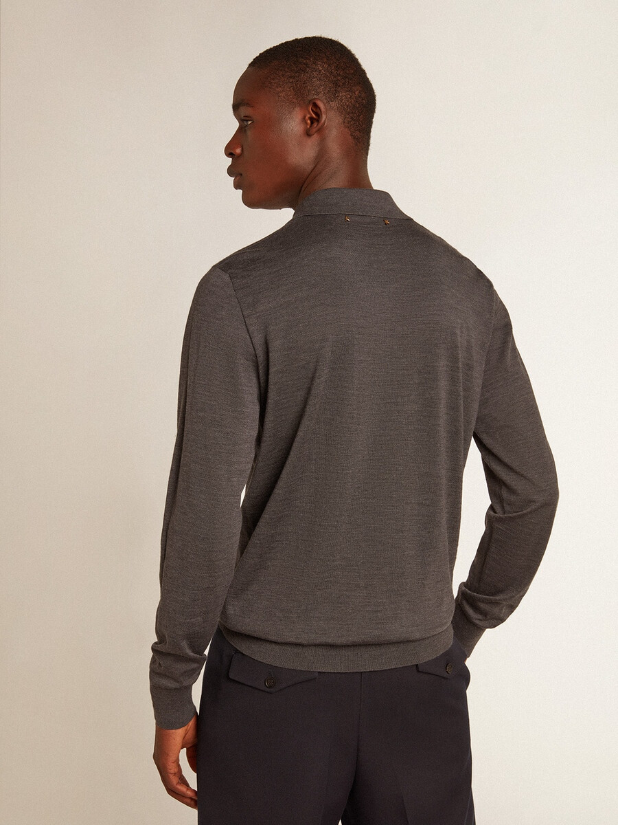 langärmeliges herren-poloshirt aus grauer merinowolle