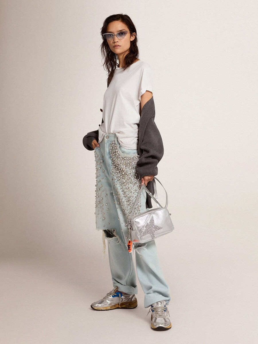 weißes damen-t-shirt in normaler passform mit used-look.
