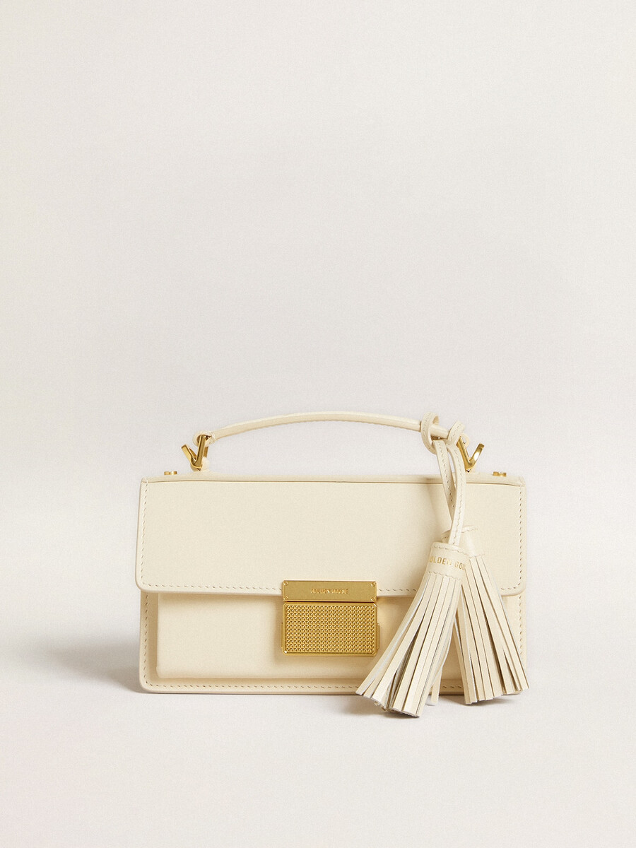 kleine venezia-tasche aus butterfarbenem gefüttertem leder mit goldenen details